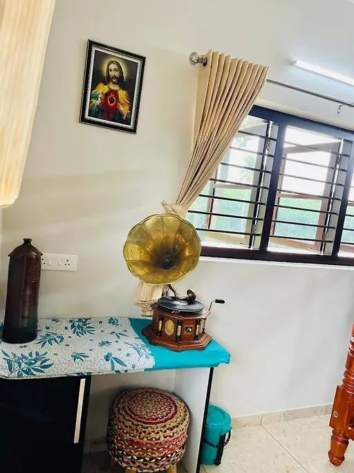 Haven Stay Manor Kotamangalam 0*,  India